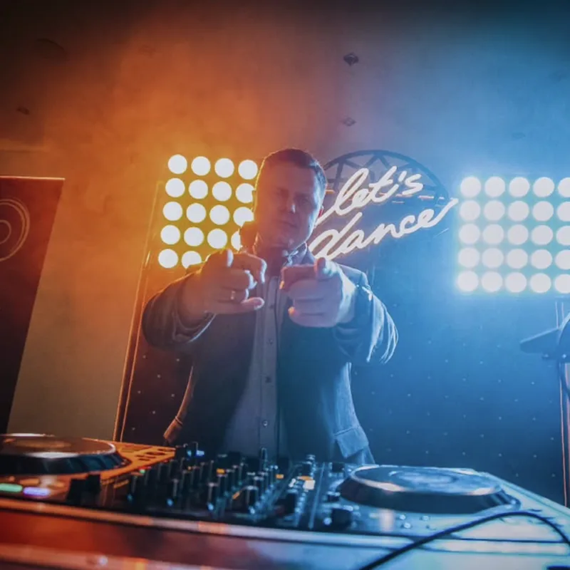 DJ Pavlo (Paweł Pietrzyk), nagradzany didżej weselny z Zielonej Góry